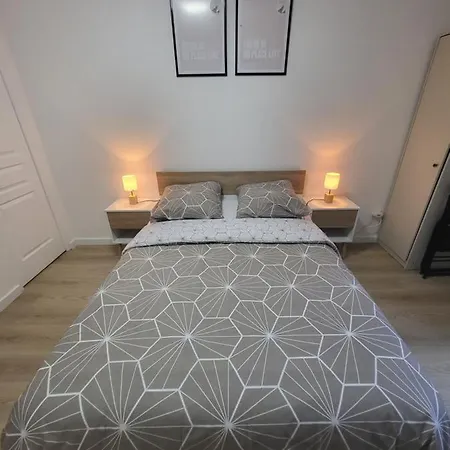 Studio Proche Gare Vernon Giverny Terrasse Parking Appartamento Vernon (Eure)